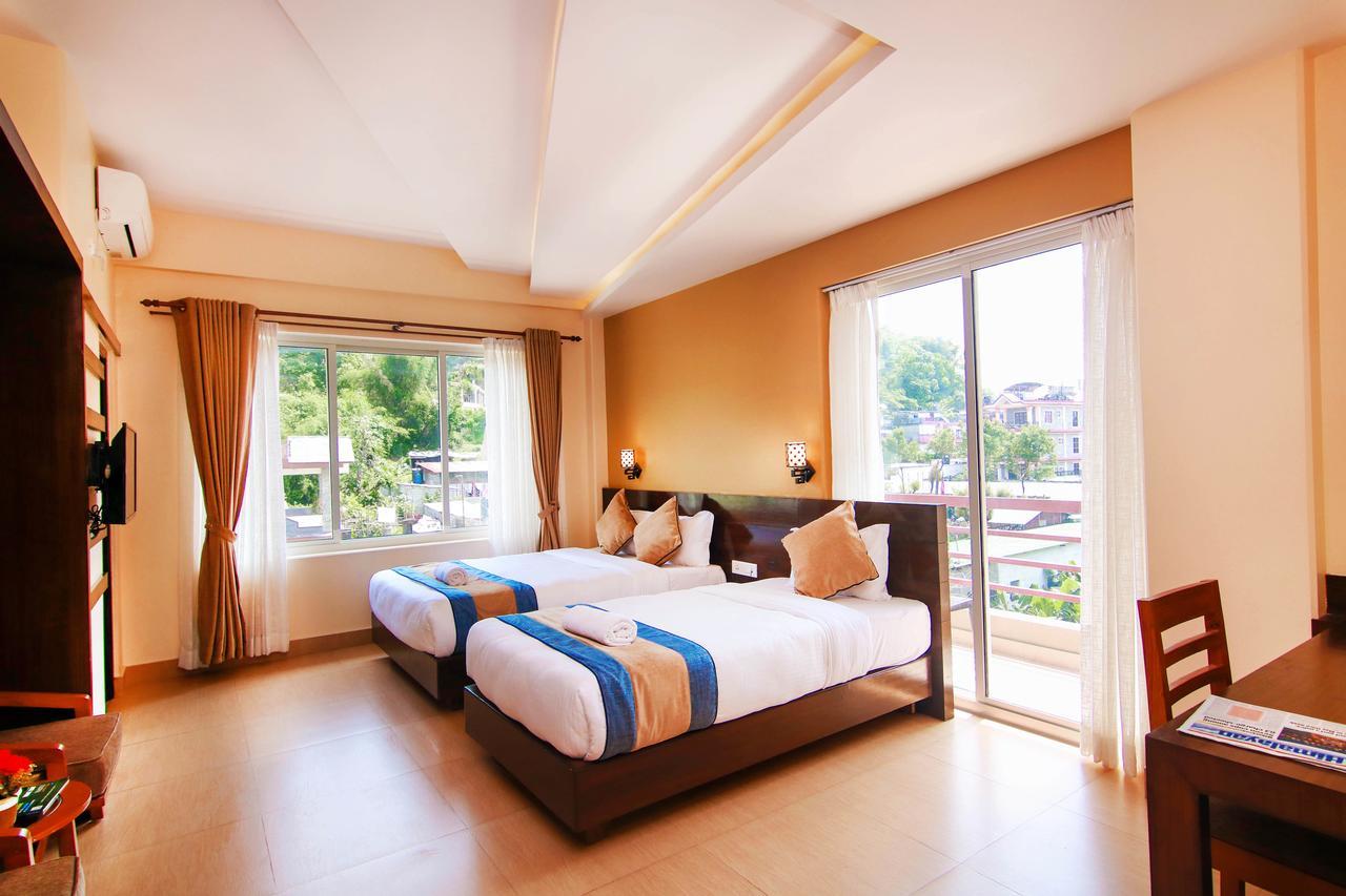 Hotel Lake Paradise Pokhara Exterior foto