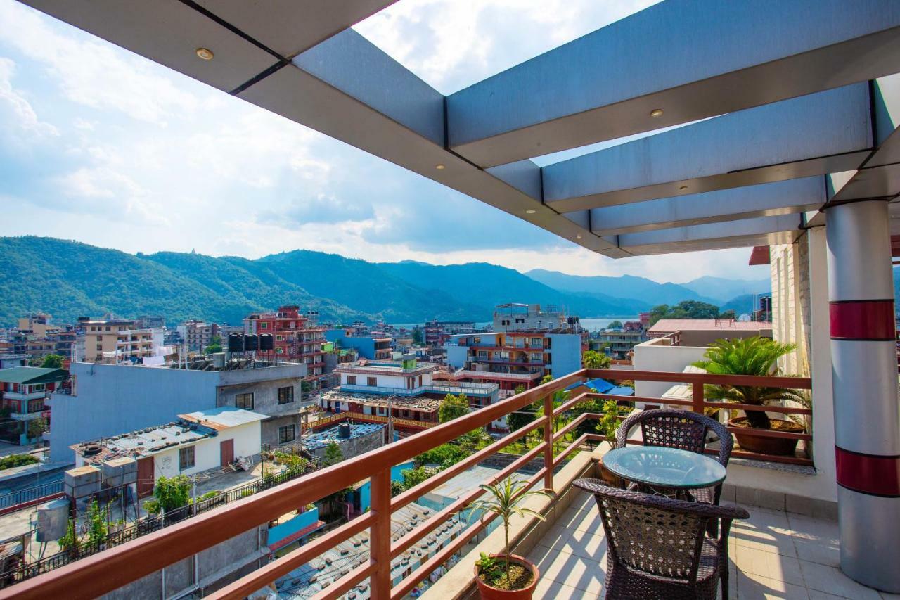 Hotel Lake Paradise Pokhara Exterior foto