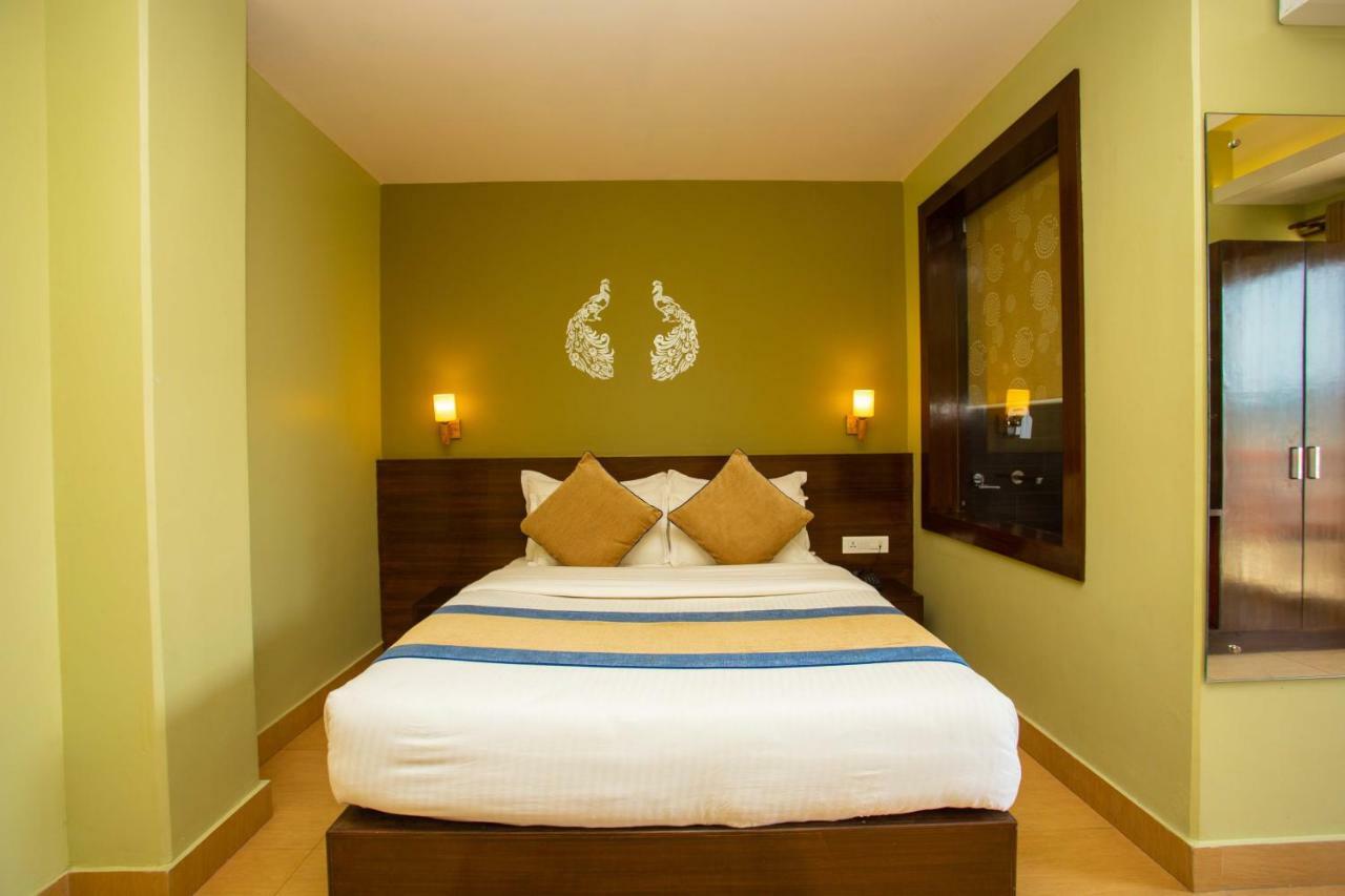 Hotel Lake Paradise Pokhara Exterior foto